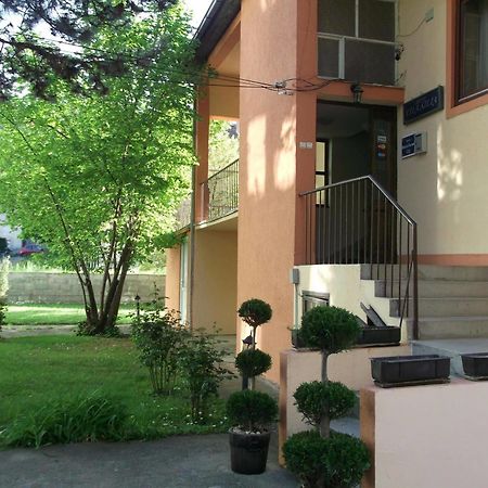 Vila Silia Skopje Esterno foto