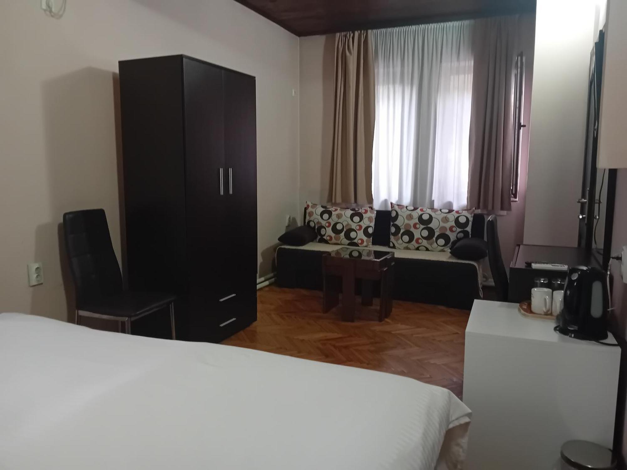 Vila Silia Skopje Esterno foto